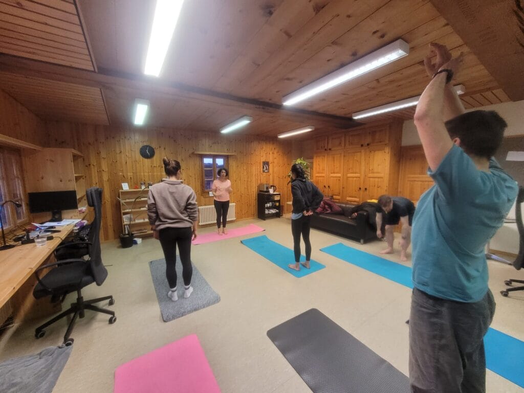 cours de Pilates à Trava, les Haudères